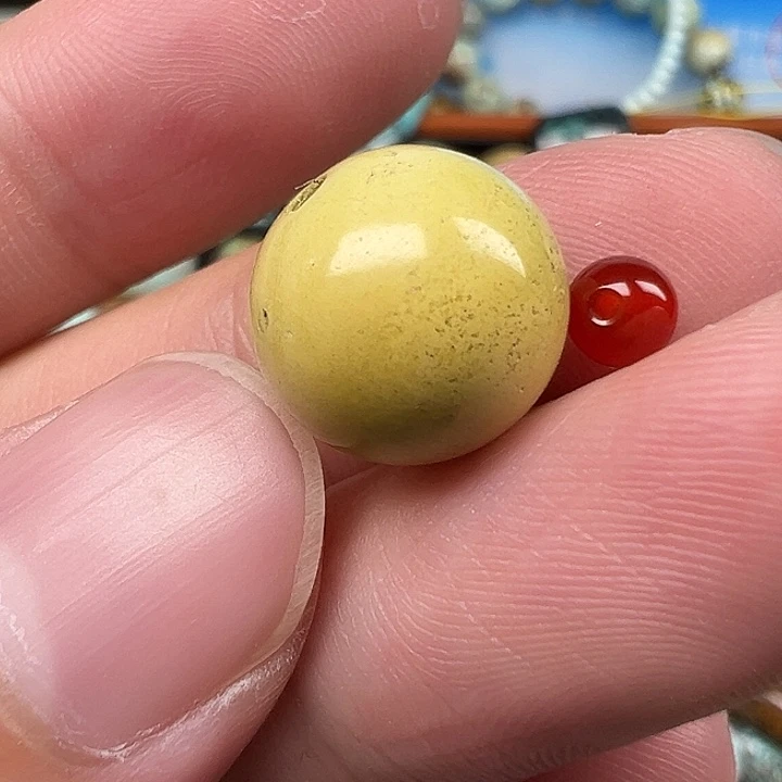 c***s未镶嵌配饰南红玛瑙卡12.3