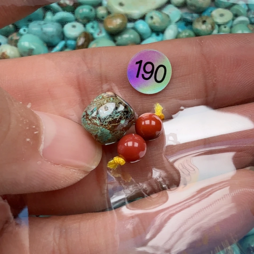 南红玛瑙未镶嵌珠宝奇石