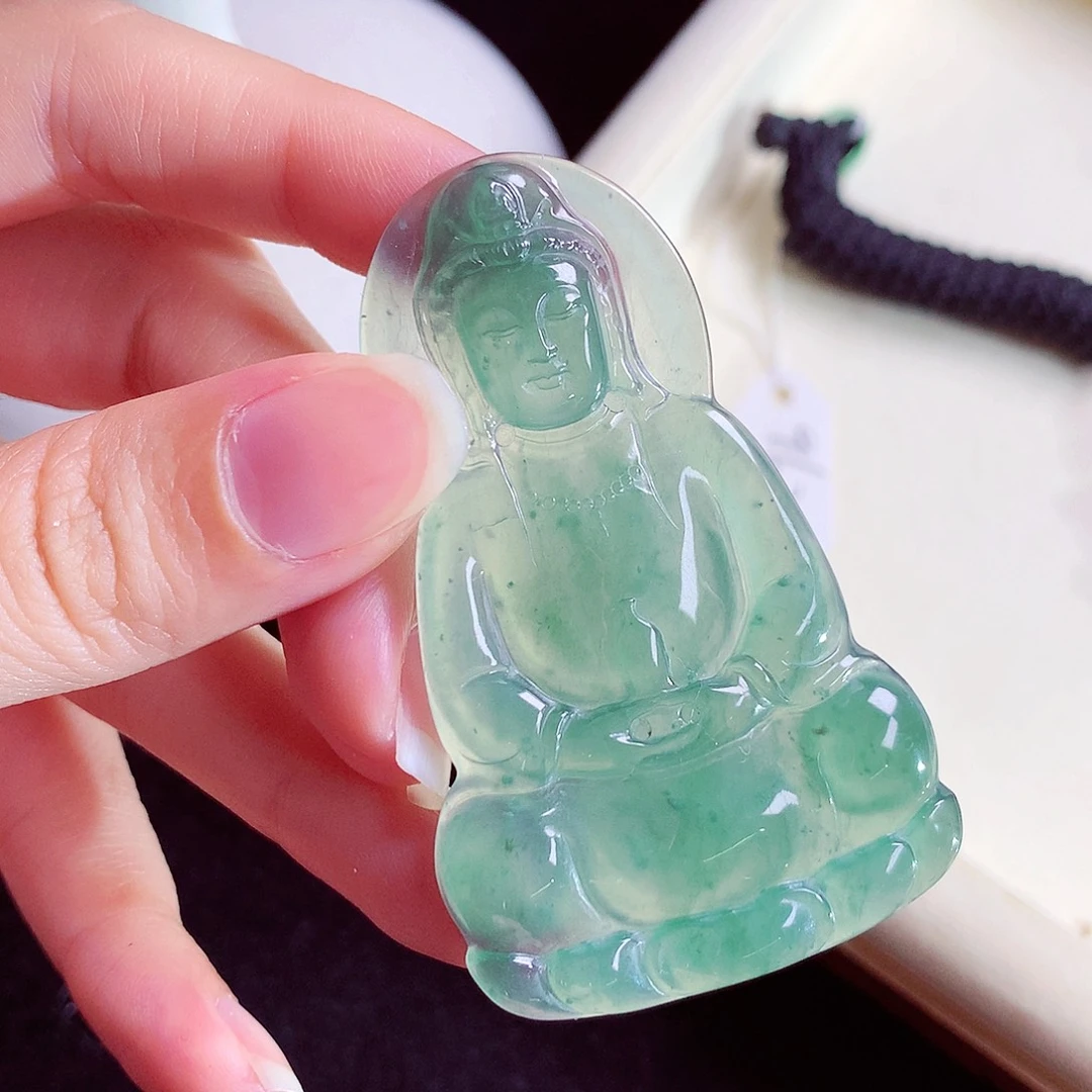 颈饰未镶嵌翡翠天然