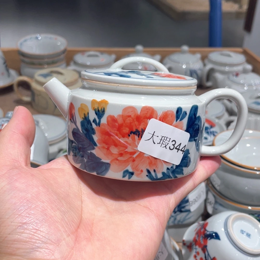 釉下手绘茶具微瑕