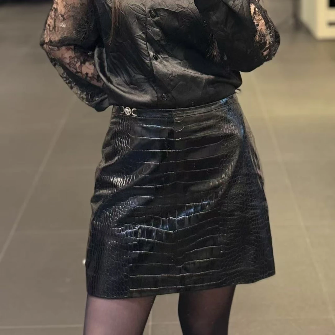 全新未使用 VERSACE/范思哲 小星星意大利  范思哲鳄压纹半裙