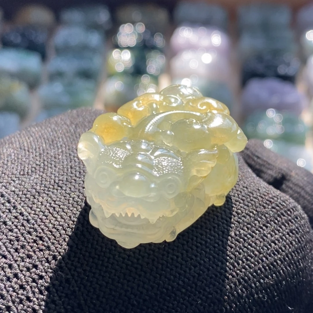 翡翠未镶嵌颈饰天然翡翠貔貅吊坠
