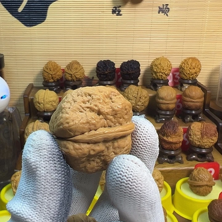 文玩核桃吊坠网红肌肉蛙