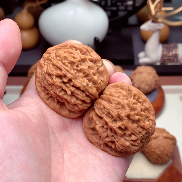 文玩核桃把件汉高楼巨重全品  1号