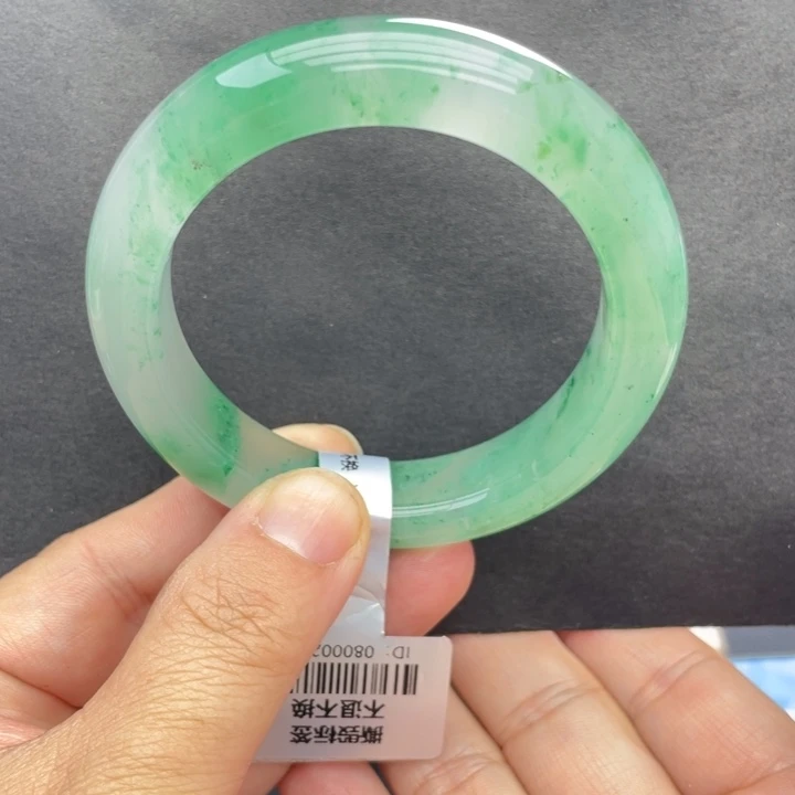 石英质玉未镶嵌手镯55.9