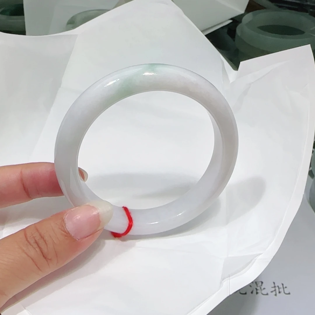 【闪购商品】未镶嵌手镯翡翠55.7