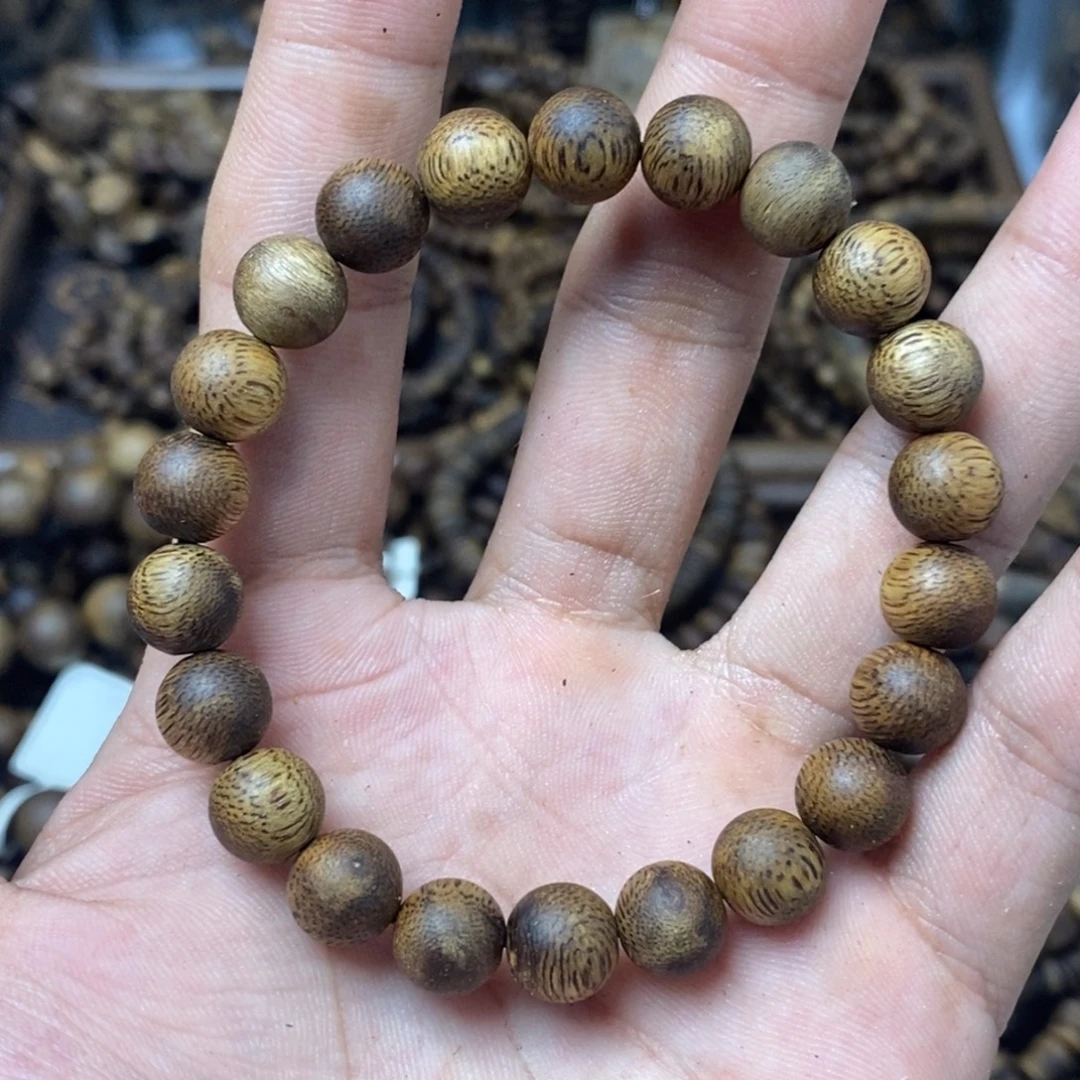 富***发沉香沉香碎屑卡09单圈