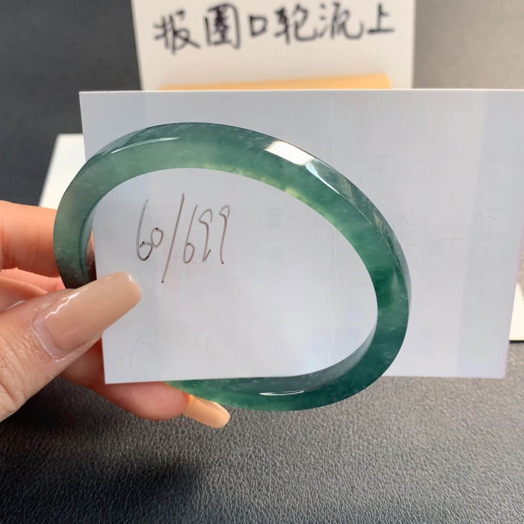 翡翠未镶嵌手镯天然翡翠