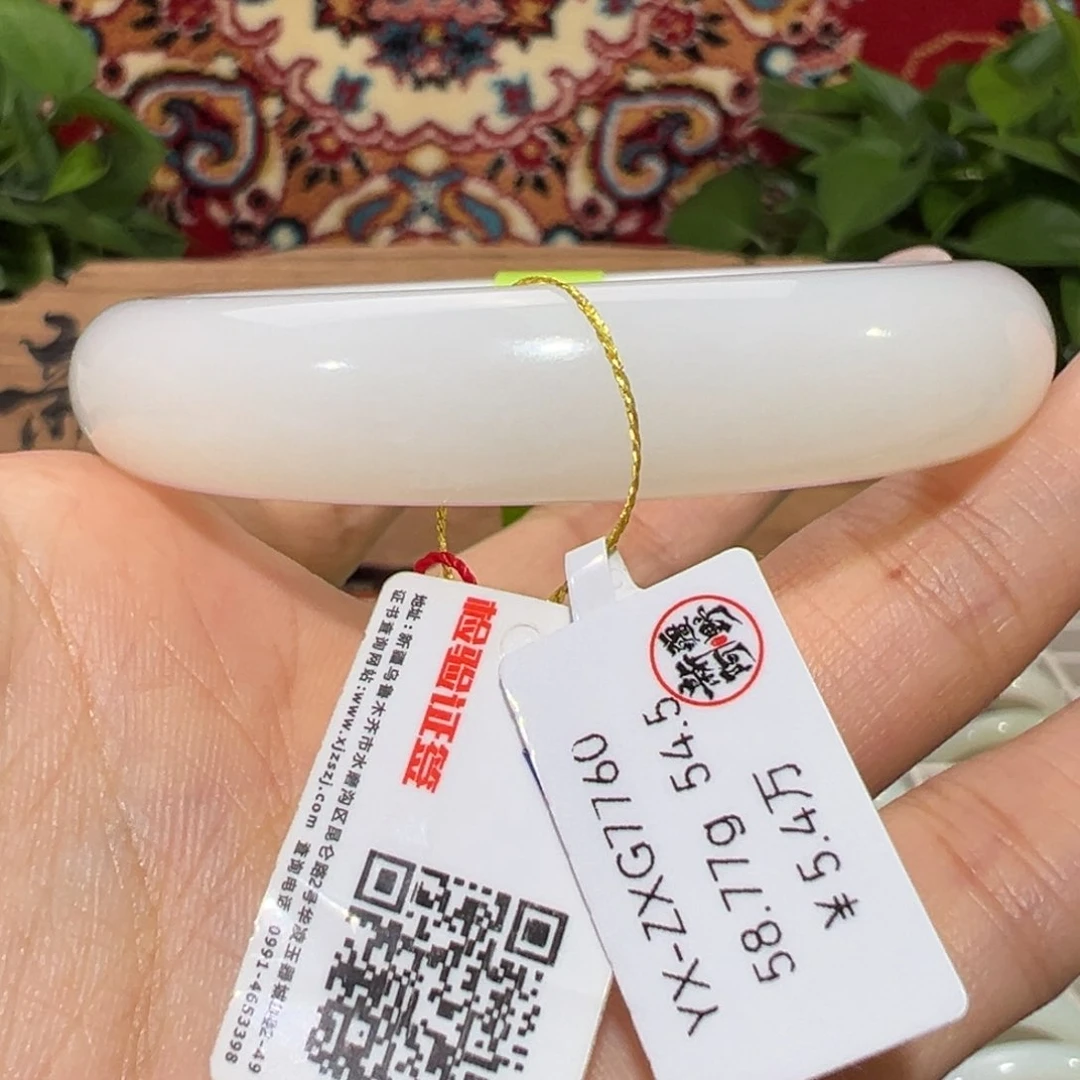 未镶嵌手镯和田玉老坑和田羊脂白玉手镯