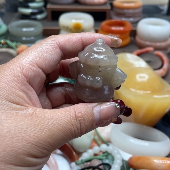 石英岩玉手镯合金