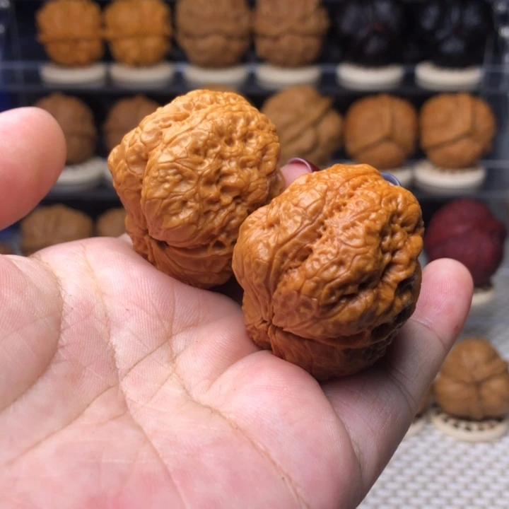 文玩核桃把件50金貔貅38+尺