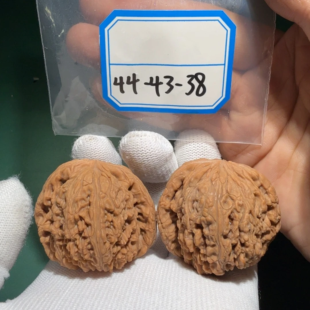 吊坠文玩核桃南疆2506