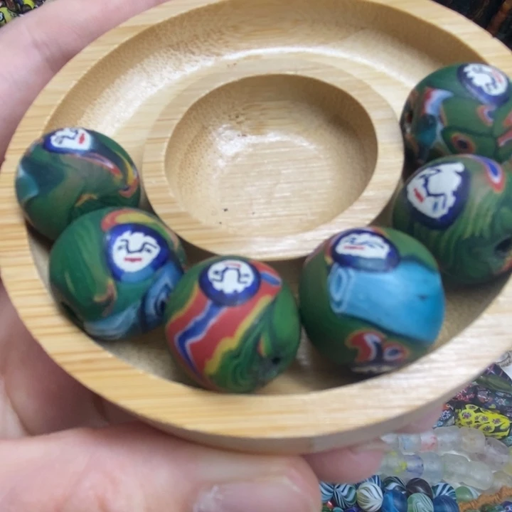 颈饰琉璃西亚人脸主珠