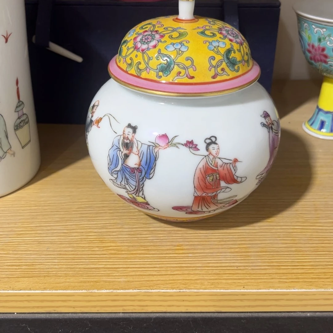 摆件摆件等物品进行处理等操作过程