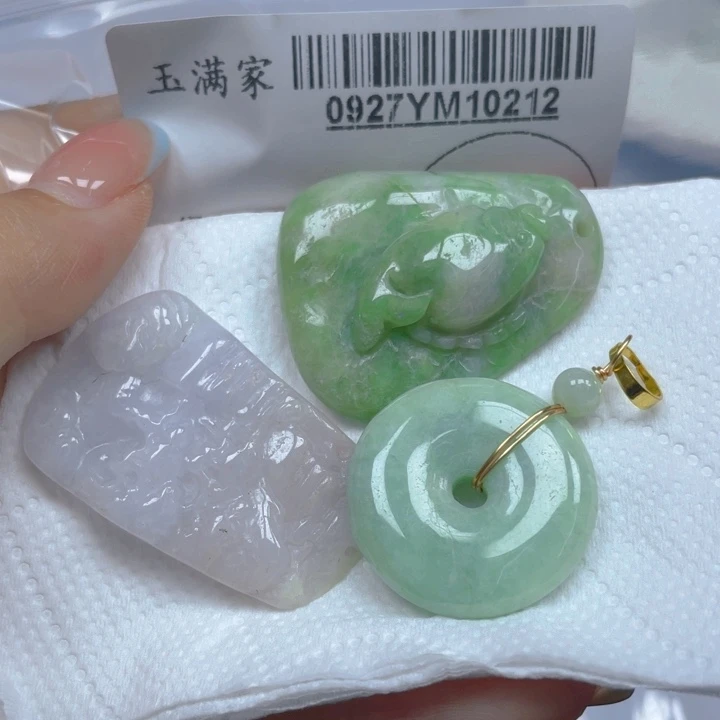 翡翠未镶嵌吊坠(不含链)