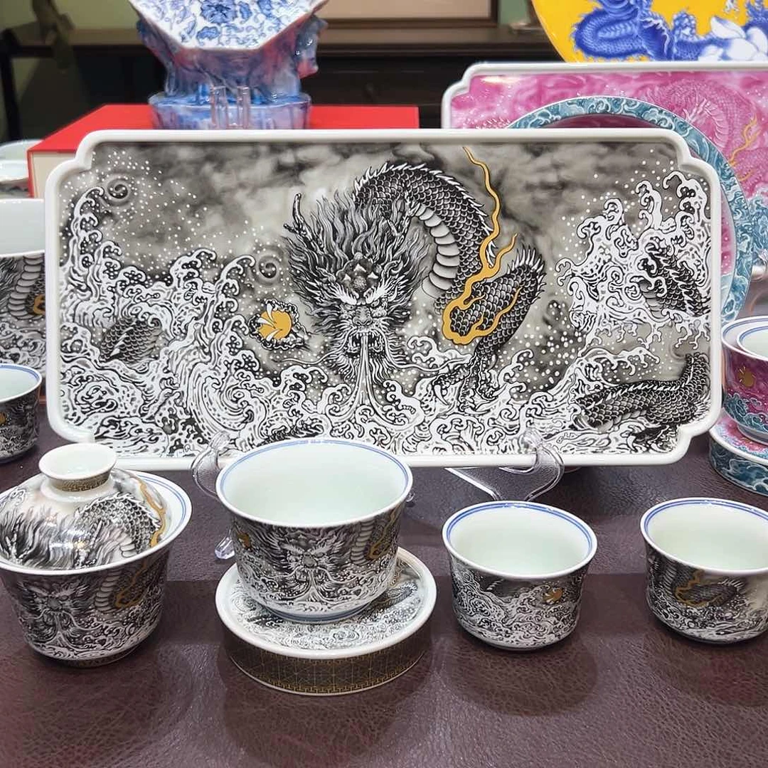 摆件新剧就坎坎坷坷开门
