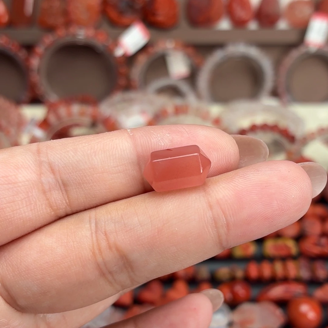 南红玛瑙未镶嵌颈饰7咪➕六棱形