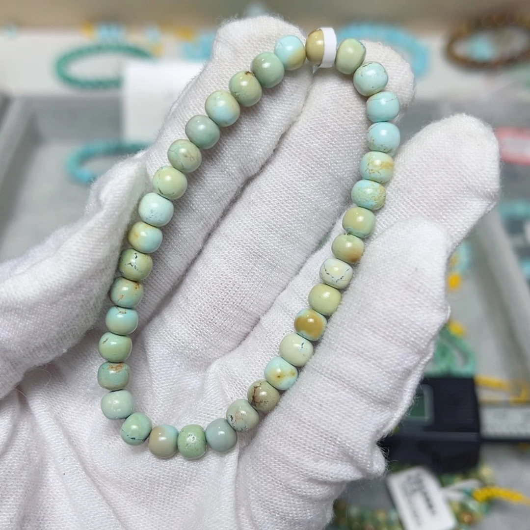 绿松石绿松石未镶嵌