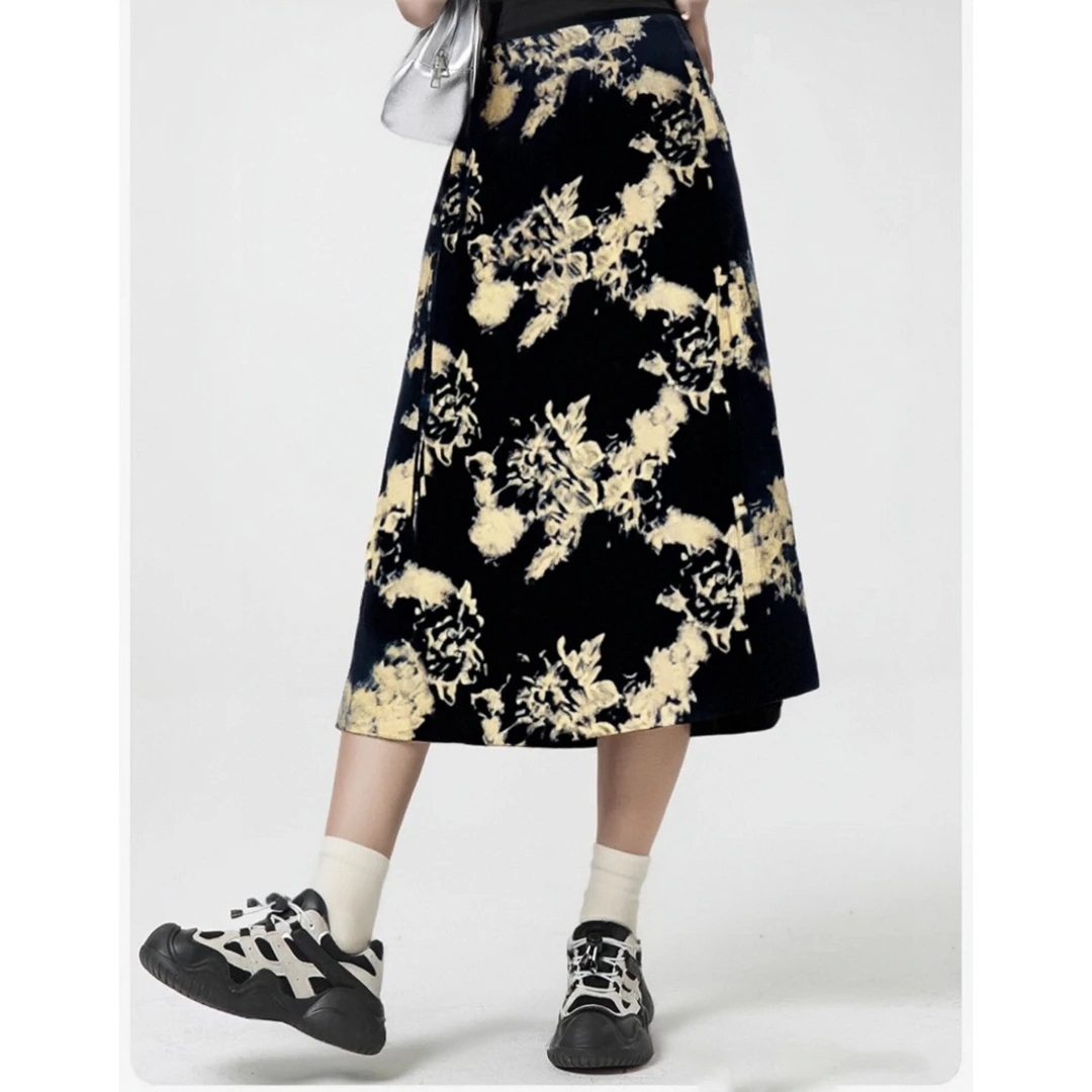 【精选】复古气质花朵高级感高腰时尚包臀半身裙95037