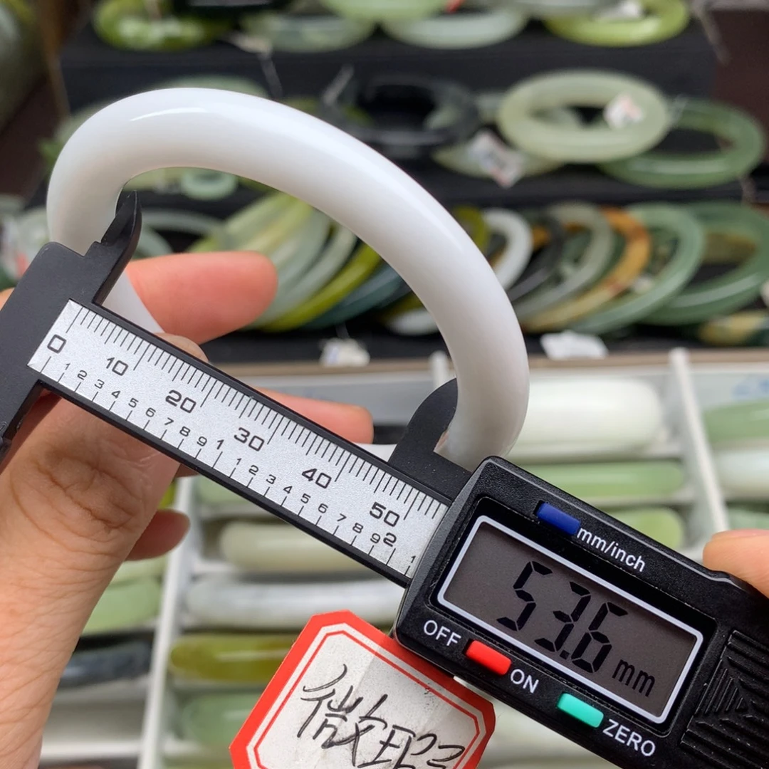 未镶嵌蛇纹石玉手镯645