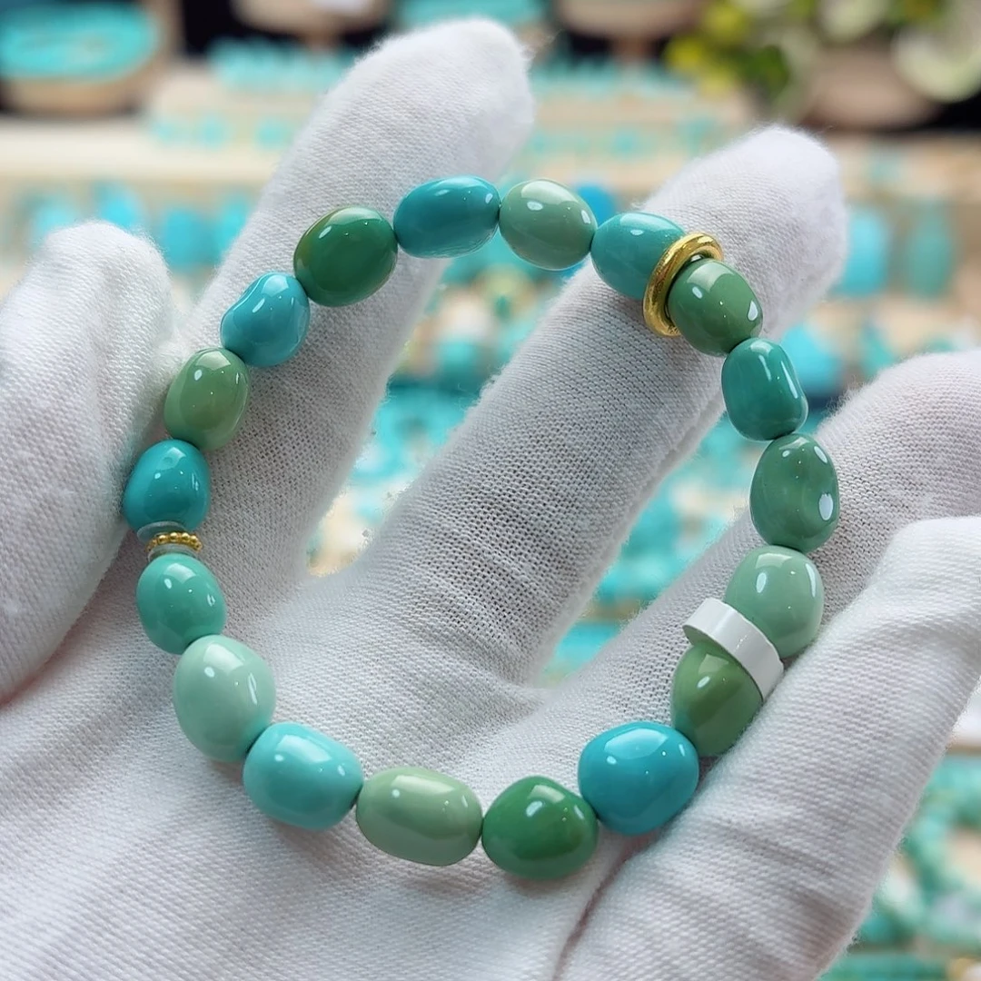 绿松石未镶嵌珠宝奇石