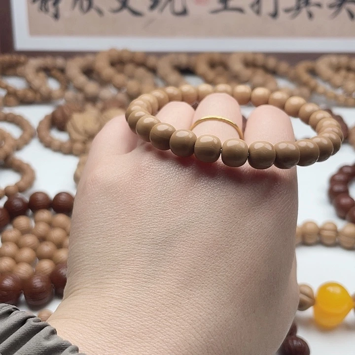 t***）猴头核桃吊坠猴头