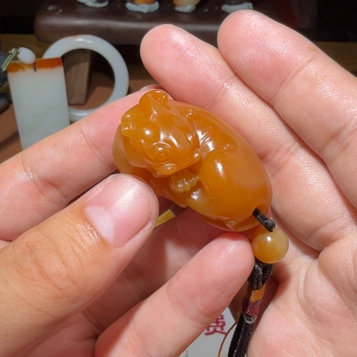 耗****和田玉未镶嵌颈饰