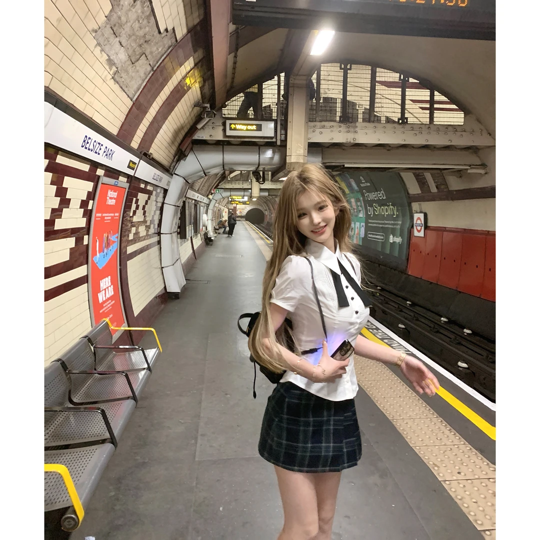 【英区学姐】学院风套装白色风琴褶衬衫上衣显瘦绿色格子半裙两件套