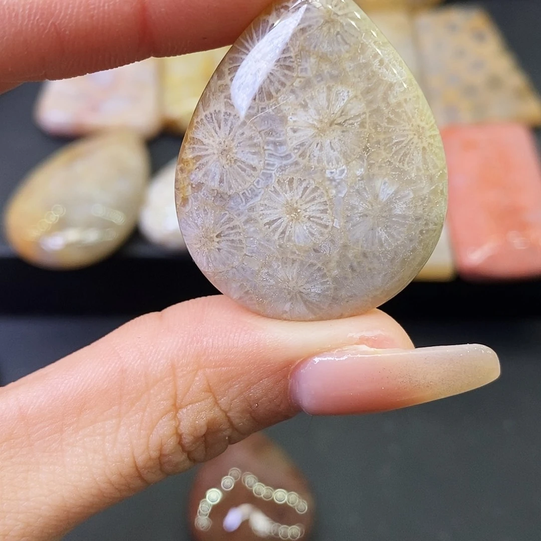 硅化玉颈饰合金颖*瘾