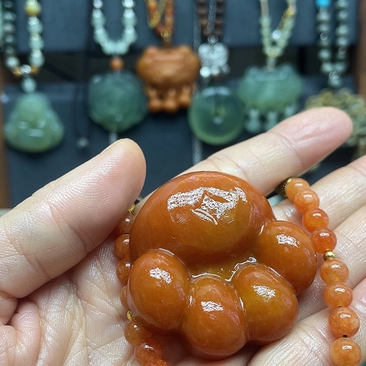 未镶嵌蛇纹石玉颈饰