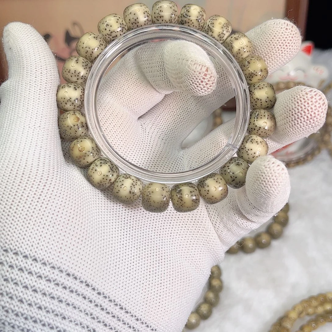 星月菩提手串810 号.  星月菩提. 一物一图.