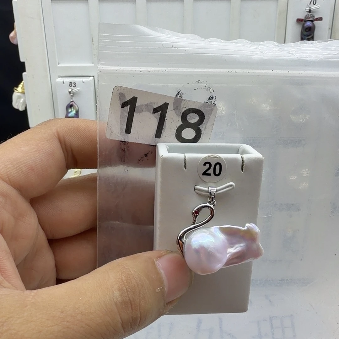 淡水珍珠合金颈饰