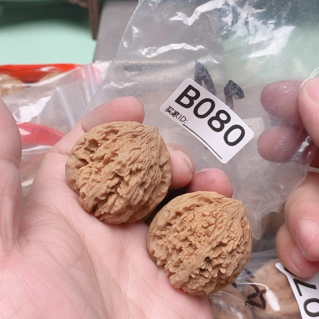 把件文玩核桃满天星37尺。