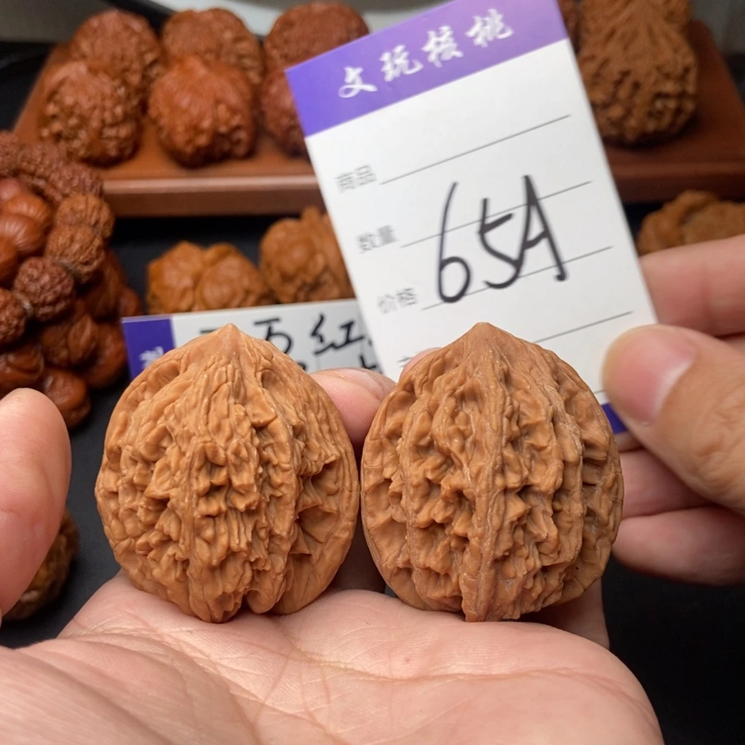 文玩核桃吊坠41虎头