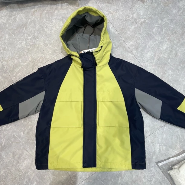 1608儿童相拼棉服
