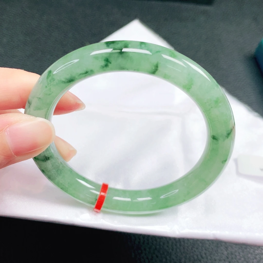 翡翠未镶嵌手镯54圈