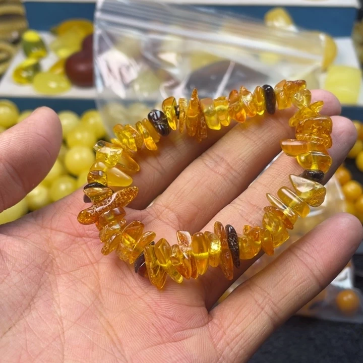 琥珀珠宝奇石未镶嵌
