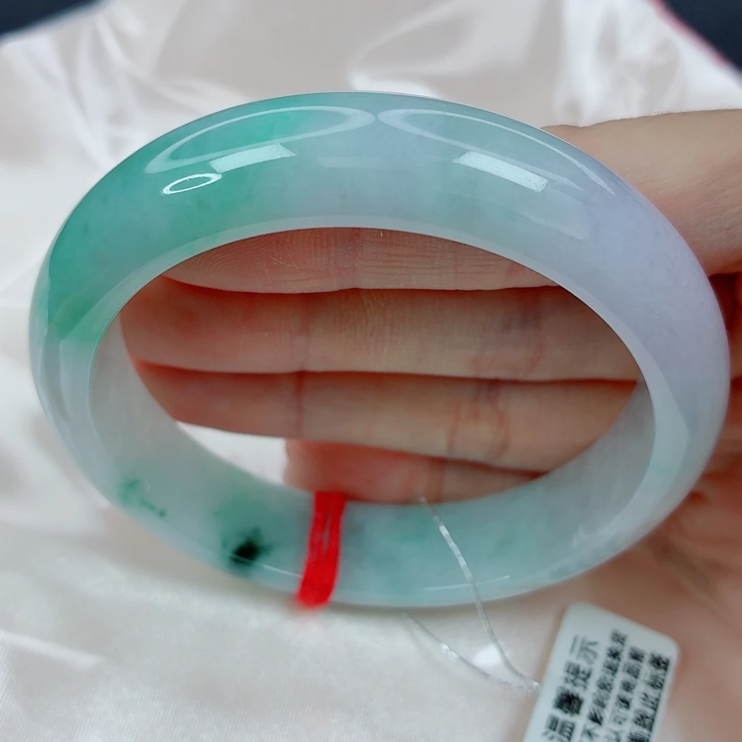 翡翠未镶嵌手镯58.5正圈，淡春带彩，035