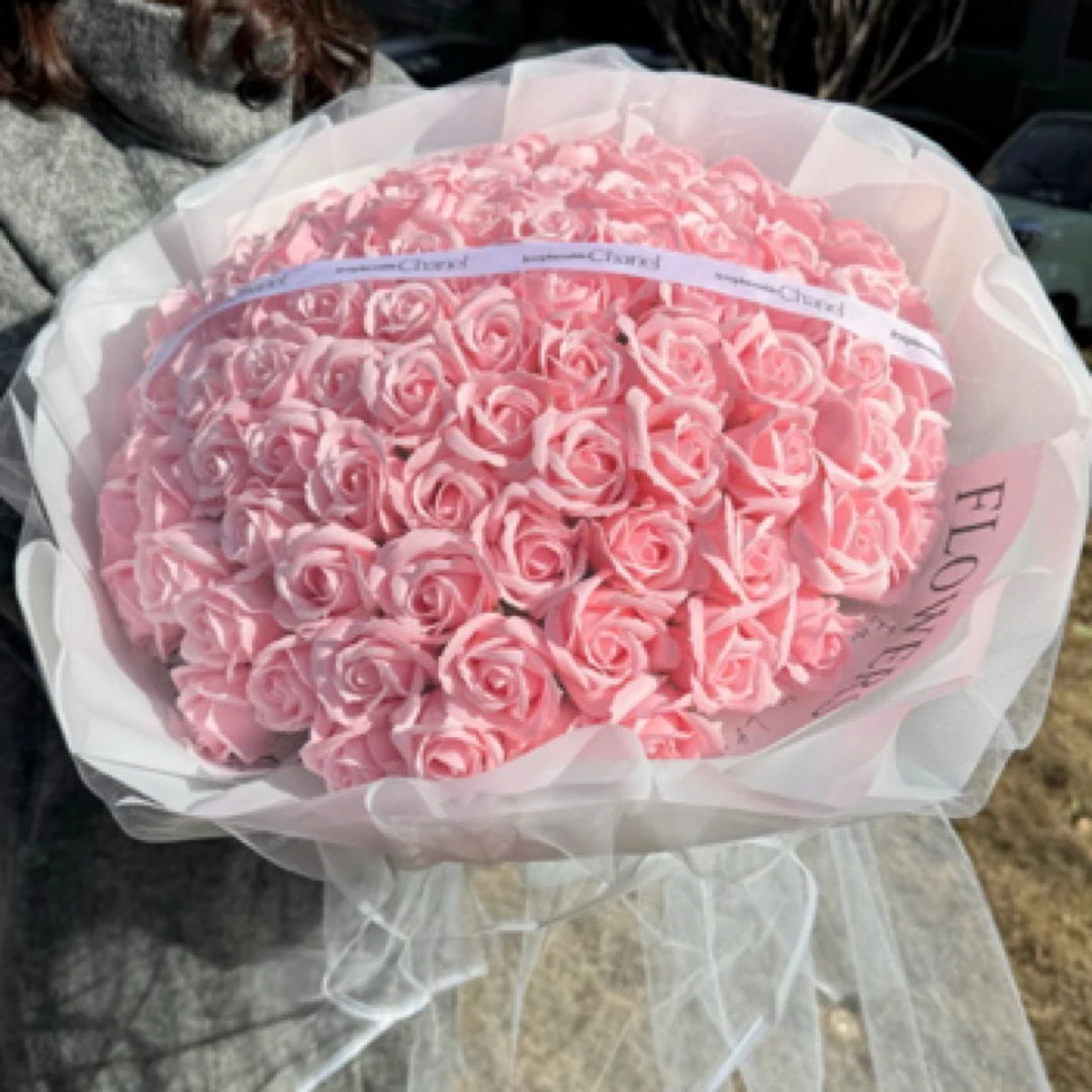 99朵玫瑰花束520情人节跨年送女友生日浪漫礼物香皂永生花情人节