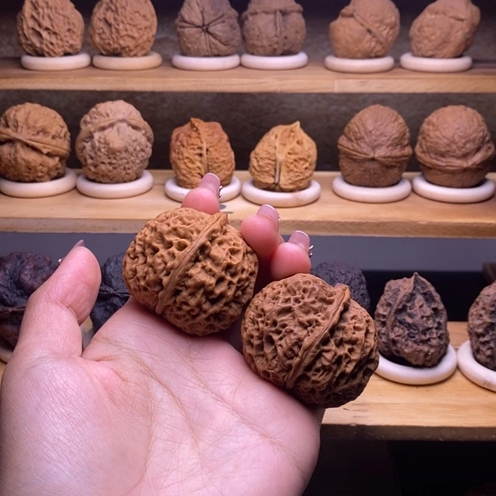 文玩核桃吊坠1。