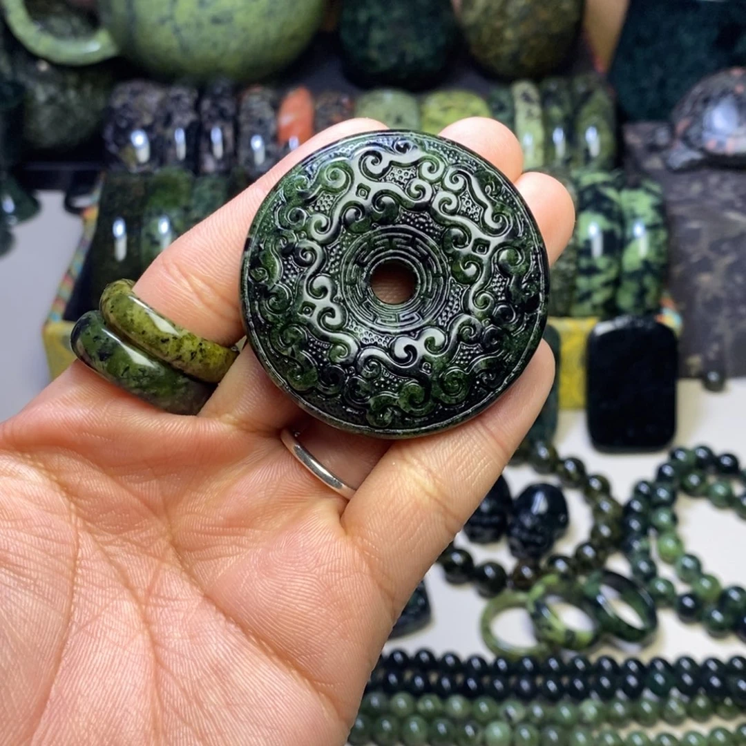 龙***团蛇纹石玉未镶嵌项链