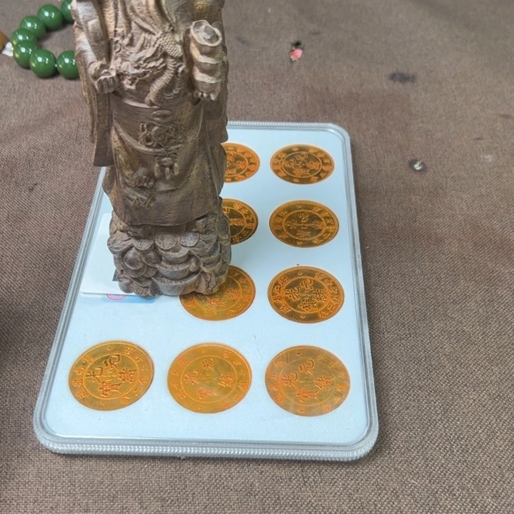 精品摆件工艺品等