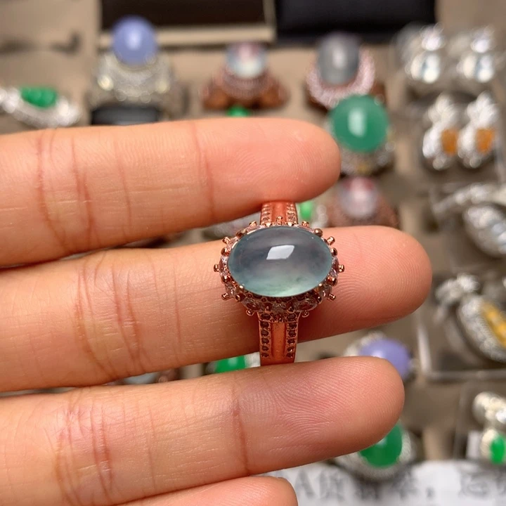 翡翠合金戒指翡翠高冰蓝底飘花戒面