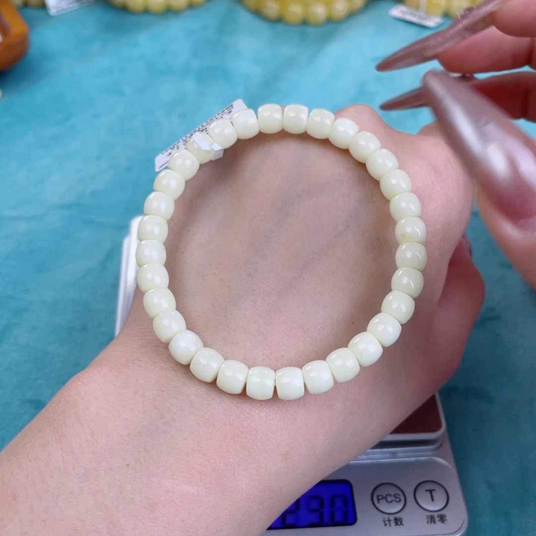 蜜蜡裸石未镶嵌蜜蜡60