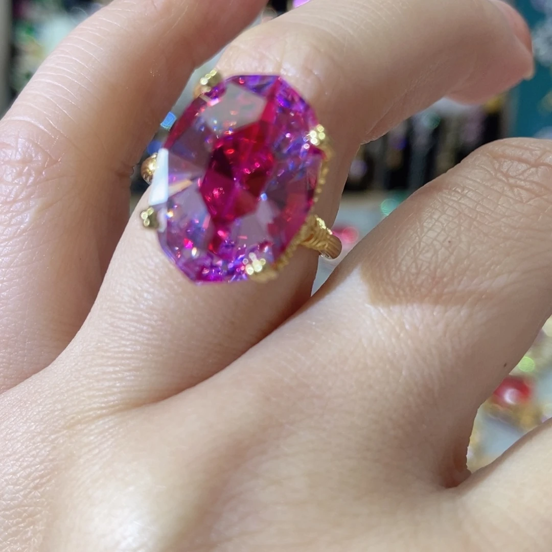 66锆石（处理）戒指