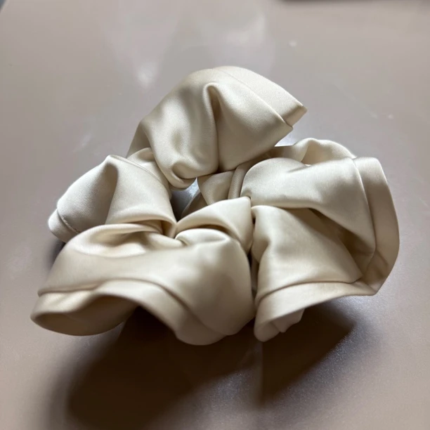 a4961简约纯色发圈选款