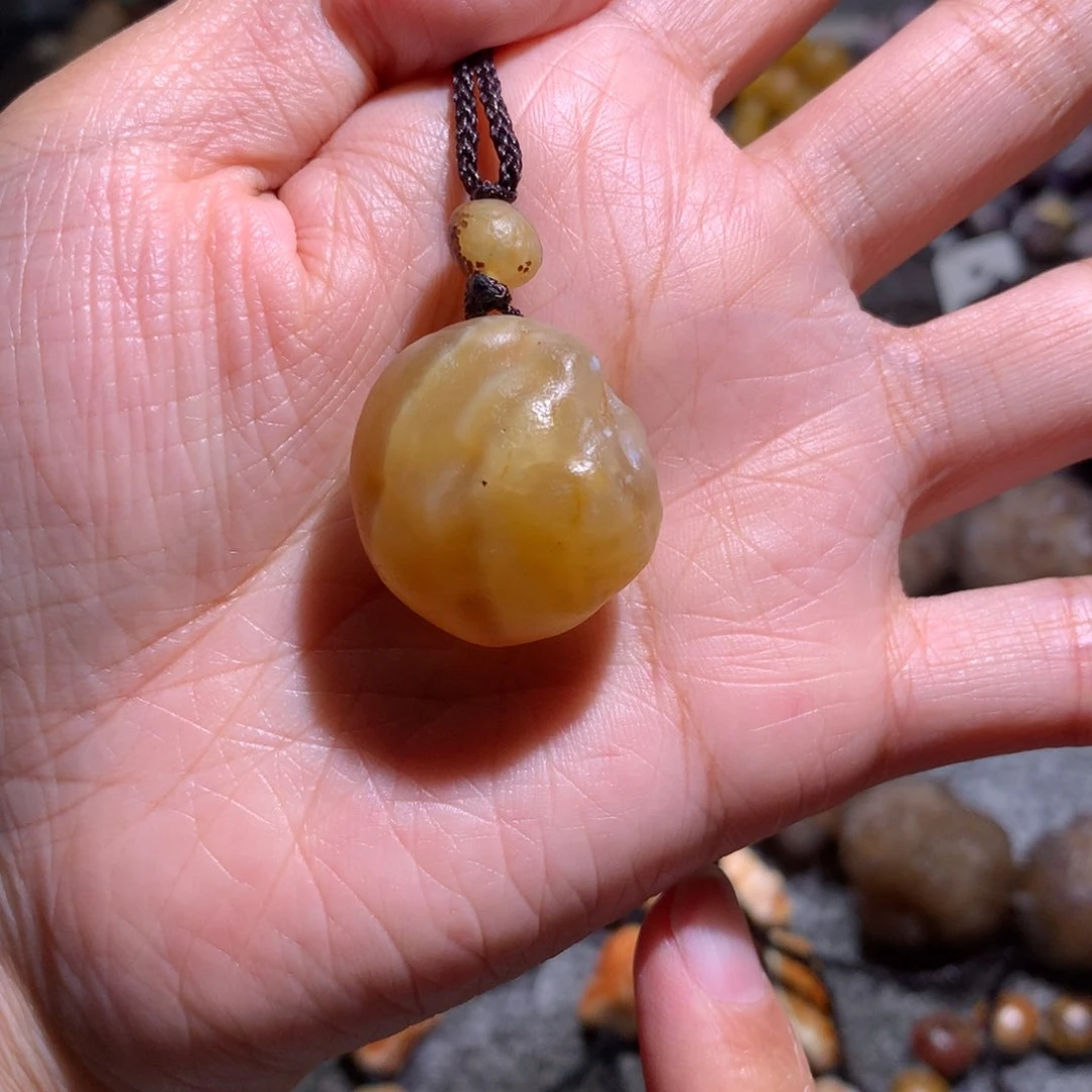 未镶嵌颈饰玛瑙/玉髓