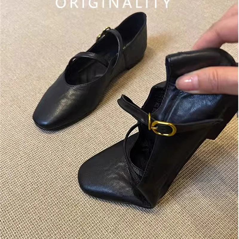 玛丽珍鞋2024年夏季新款复古软皮平底鞋百搭皮带扣小皮鞋浅口单鞋