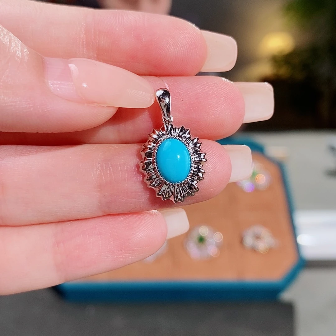 绿松石铂Pt950镶嵌颈饰1.06ct
