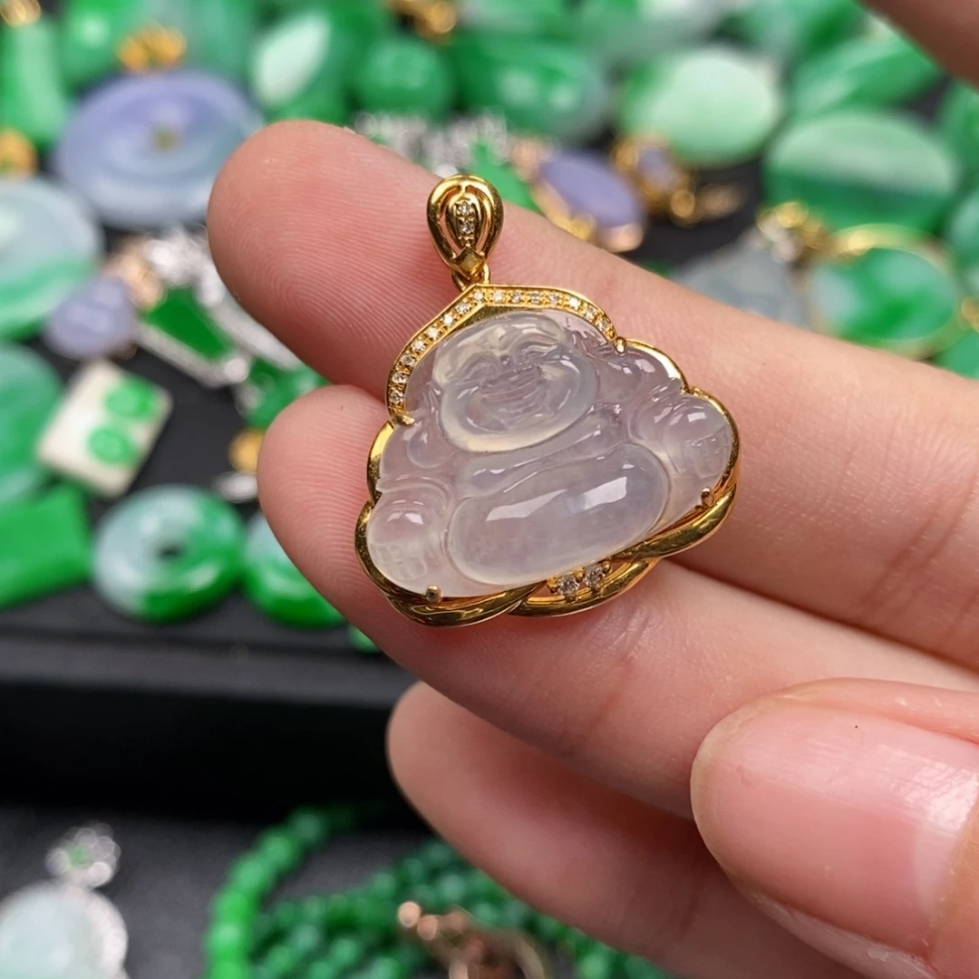 翡翠18K金镶嵌颈饰翡翠